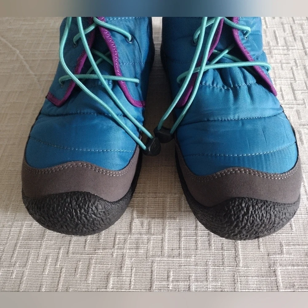 KEEN Howser II Chukka Size 6 Youth Blue Purple Waterproof Quilted Unisex NWOB